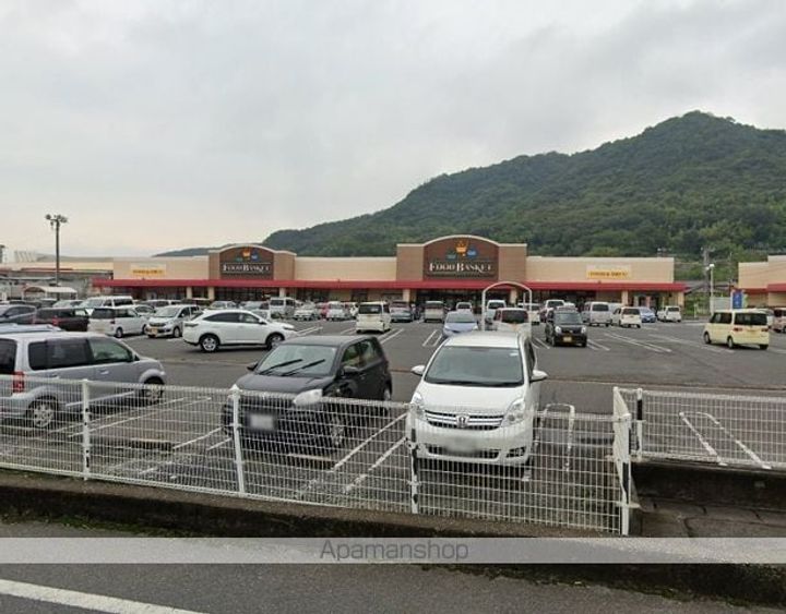 岡山県笠岡市富岡の賃貸マンションの周辺