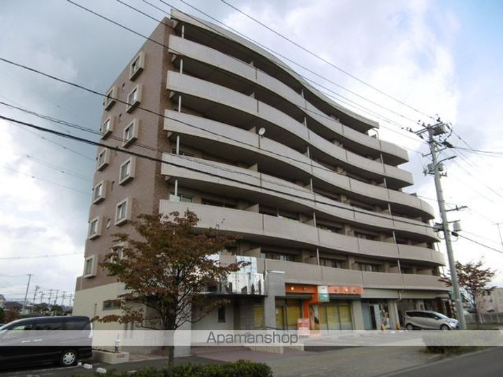 グランウィングの外観