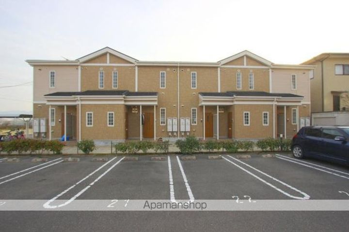 香川県高松市十川東町の賃貸アパートの外観