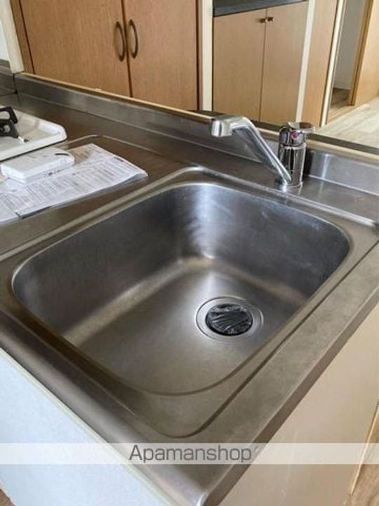 香川県さぬき市長尾西の賃貸マンションの内装