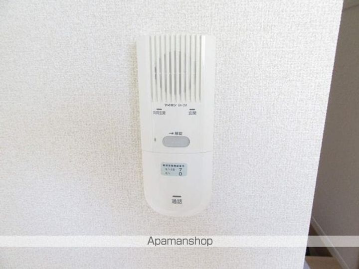 東京都立川市曙町1丁目の賃貸アパートの内装