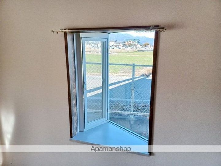 サンパレス安曇野B201の内装