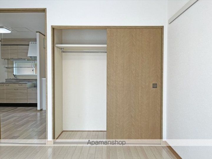 福島県郡山市片平町字大山南の賃貸アパートの内装