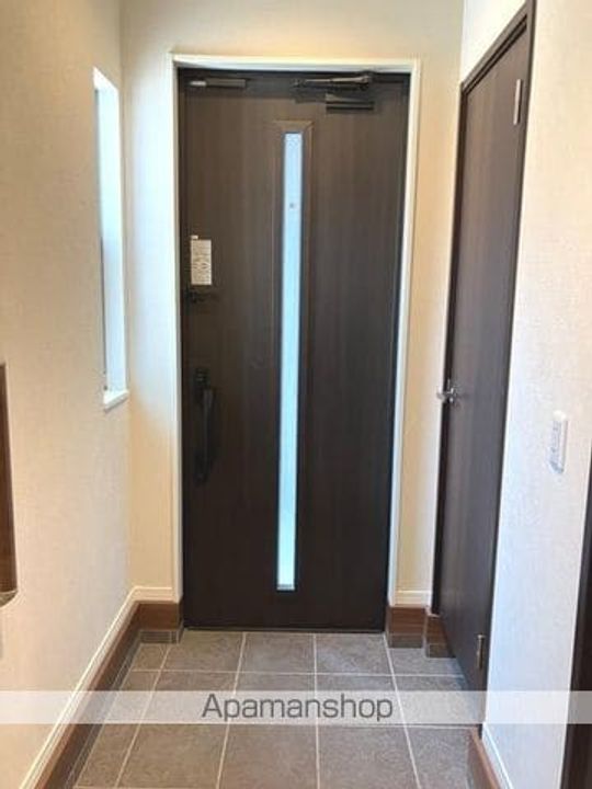 東京都世田谷区千歳台2丁目(一戸建)の賃貸物件の玄関