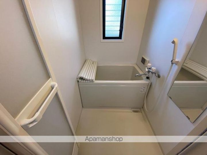 香川県高松市東山崎町の賃貸マンションの風呂