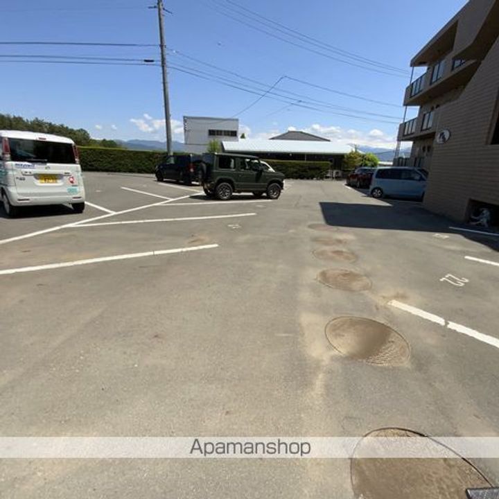 スペースアークヒル206の内装