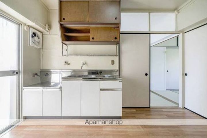 ビレッジハウス余座1号棟206のキッチン