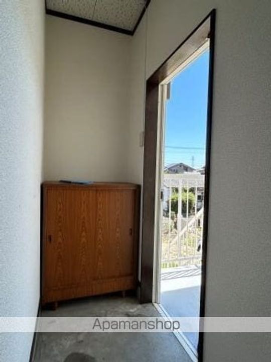 トレンド90206の玄関