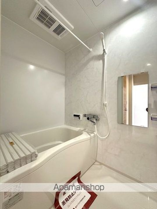 ディアスT&H B101の風呂