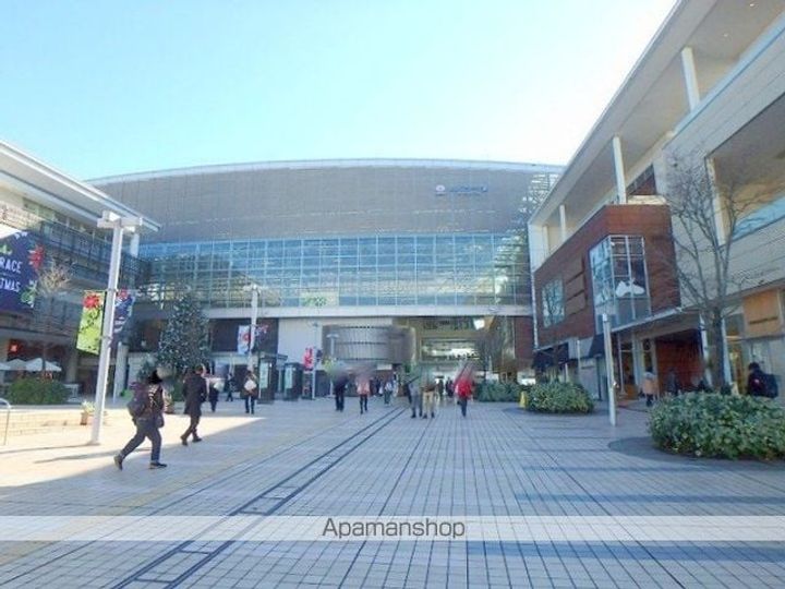 神奈川県横浜市青葉区新石川2丁目の賃貸マンションの周辺