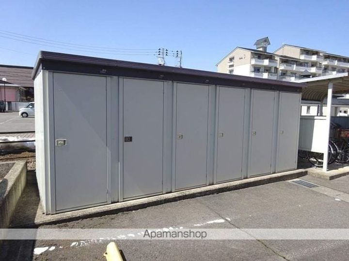 セルジェ・相生301の周辺