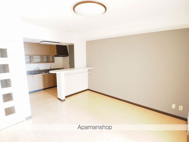 ホワイトプラザ会津の居間