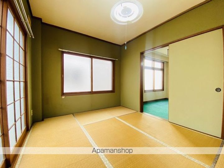 石山マンション2F左の内装