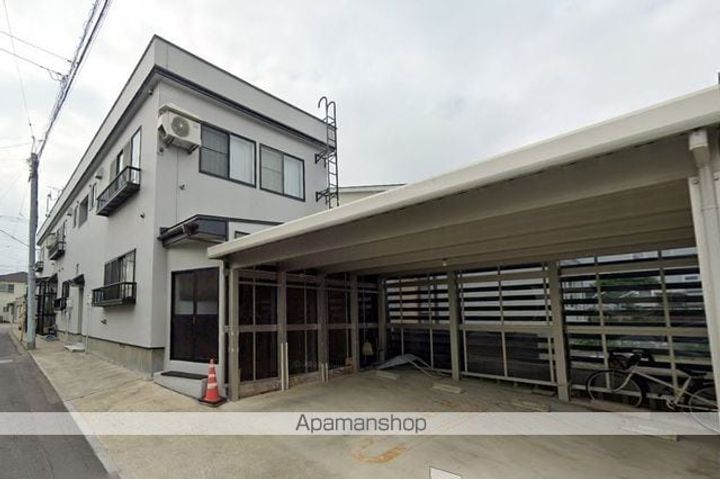 青森県弘前市大字和徳町の賃貸アパートの外観