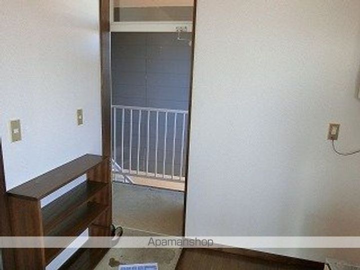 センチュリーハウスB202の玄関