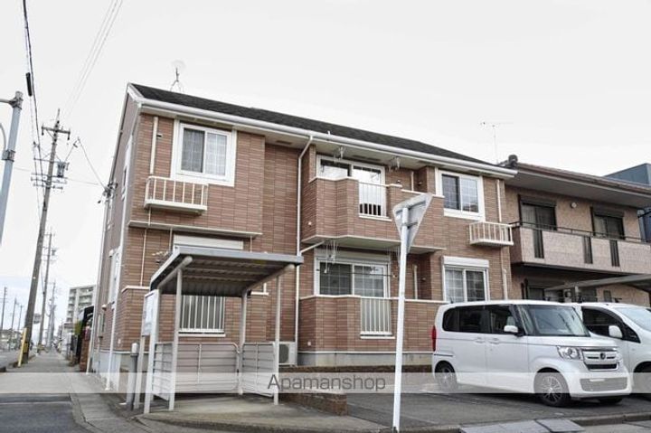 愛知県一宮市平島2丁目の賃貸アパートの外観