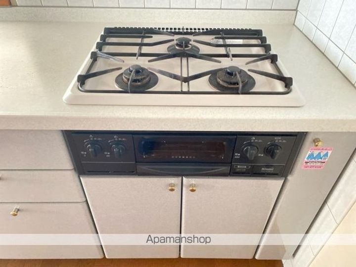 アルファステイツ屋島中町606の内装