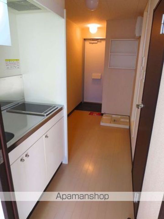 レオネクストティアナ花園の玄関