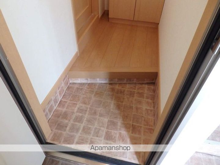 POUDRIER SAKURAの玄関