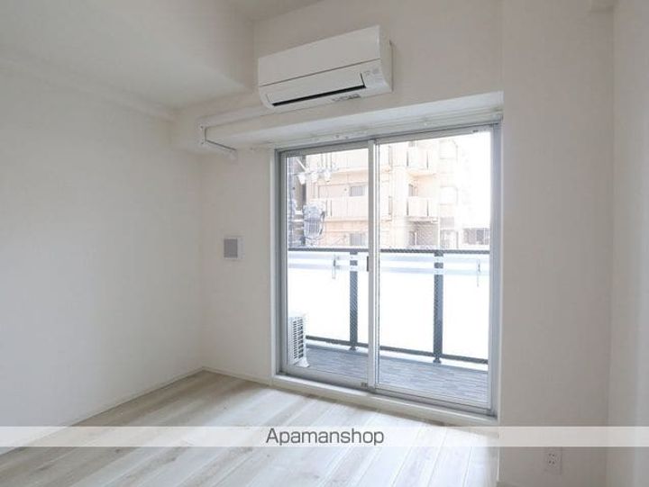 SーRESIDENCE今池ARCANAの居間