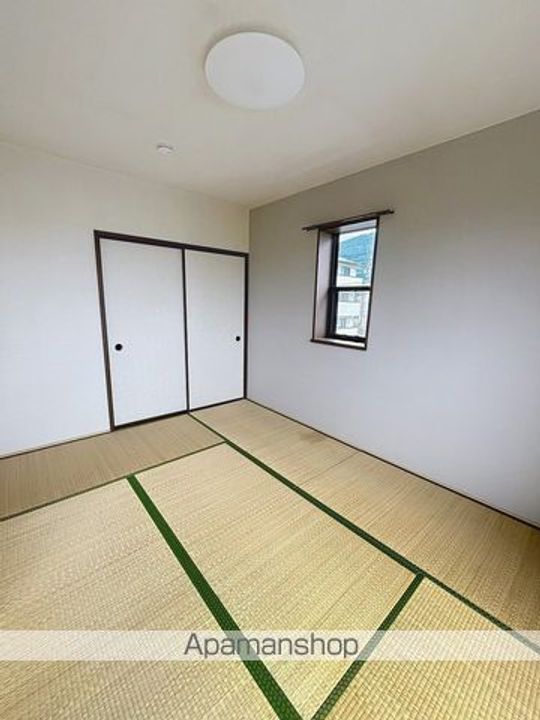 フォブールかたばみ201の周辺