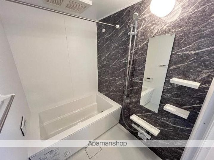 埼玉県戸田市本町4丁目の賃貸アパートの風呂