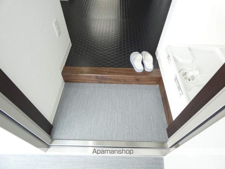 KANDM別館の玄関