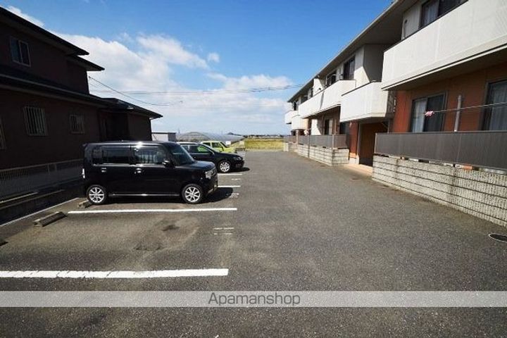 リブエールカーサの外観