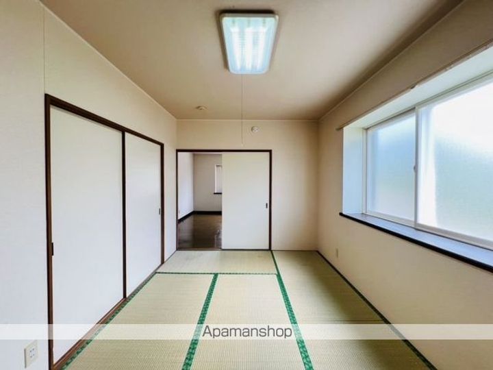 フラワーBOX(フラワーボックス)の内装