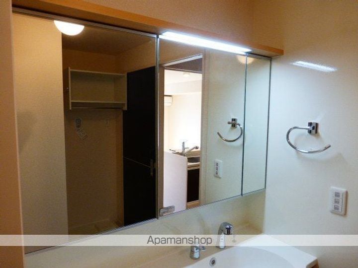 滋賀県大津市大江5丁目の賃貸アパートの内装