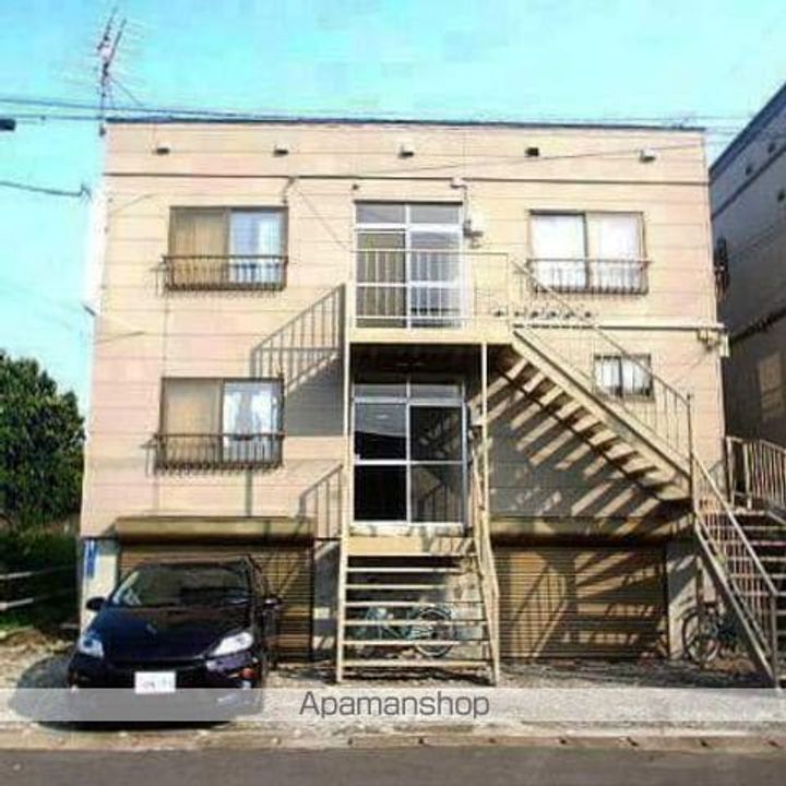 ハイツOKAZAKIの外観