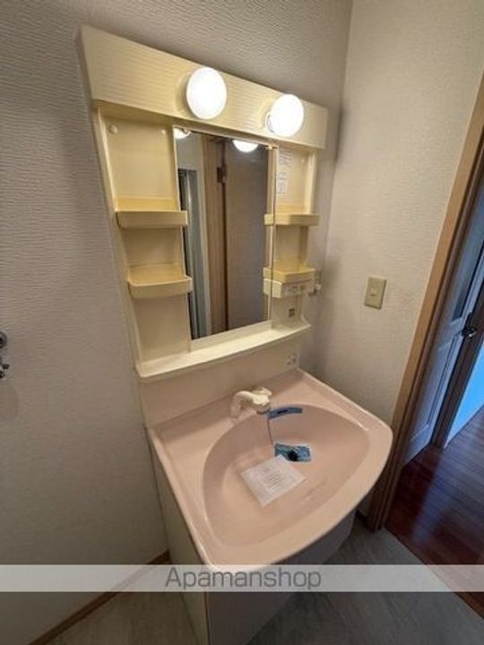 ブルーラグーンの内装