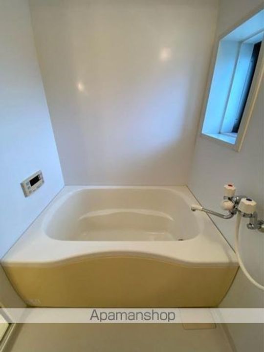 香川県高松市松縄町の賃貸アパートの風呂