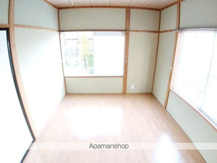 レピュート上松B棟の内装