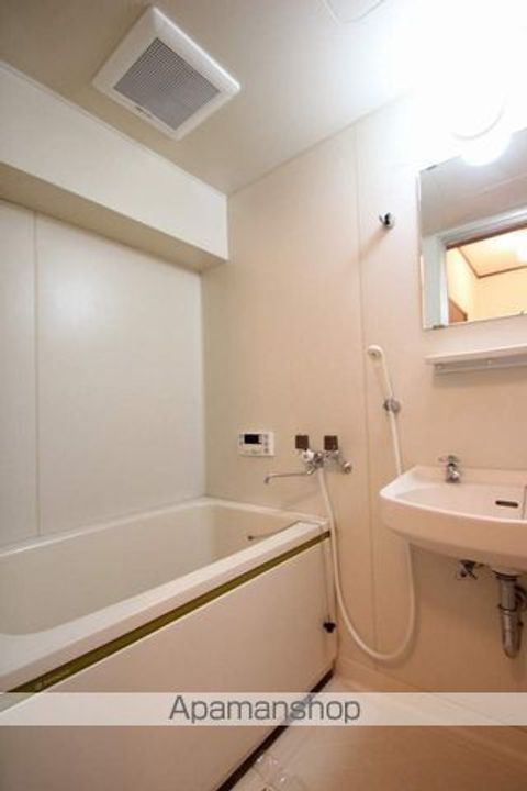 グランハイム大塚 A棟201号室の風呂