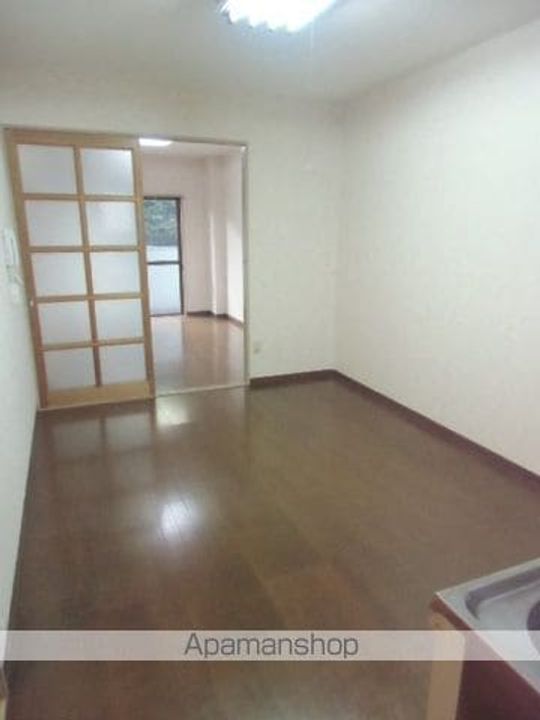 東京都三鷹市新川5丁目の賃貸マンションの内装