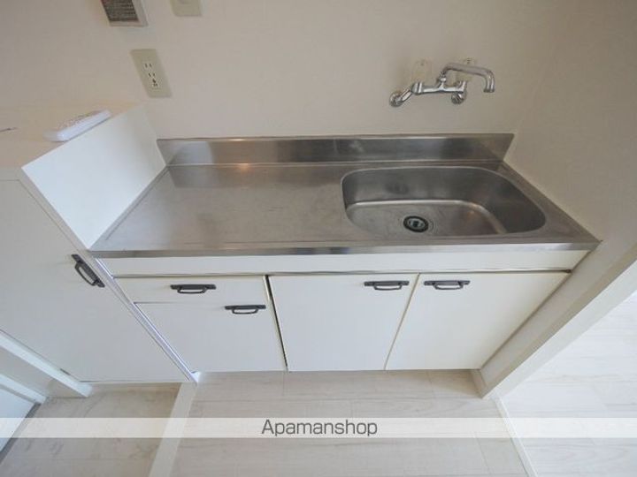 ドール滝子406のキッチン