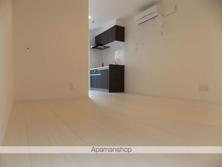 WARREN KUBOMIⅠの内装