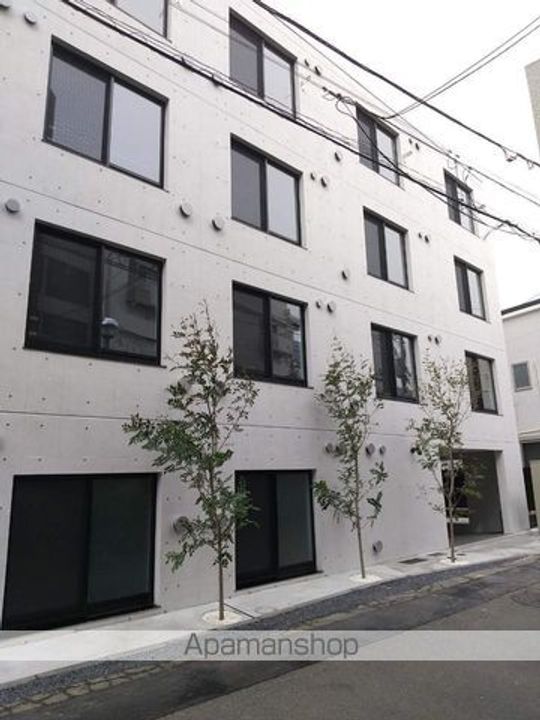 東京都中野区弥生町5丁目の賃貸マンションの外観