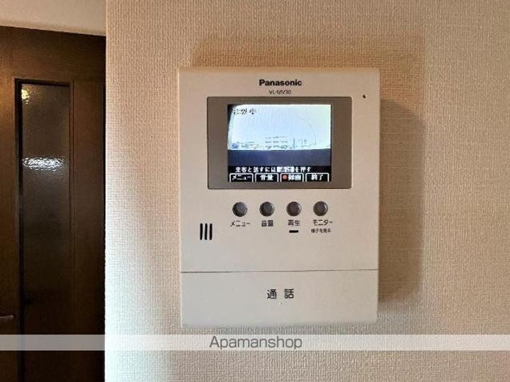 岐阜県加茂郡坂祝町酒倉の賃貸マンションの内装