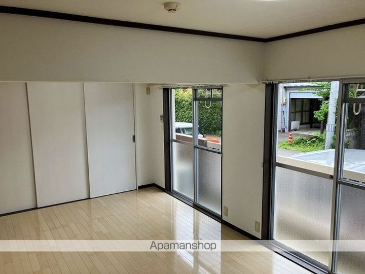 コーポ成田B棟の内装