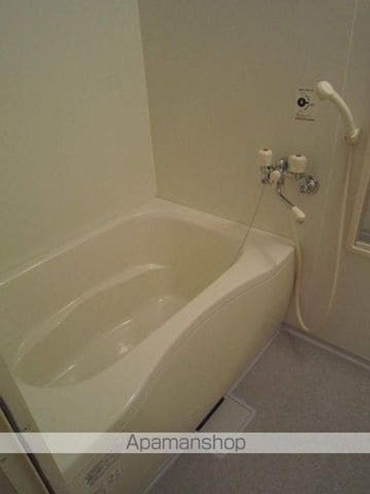 ロージエットコート102の風呂