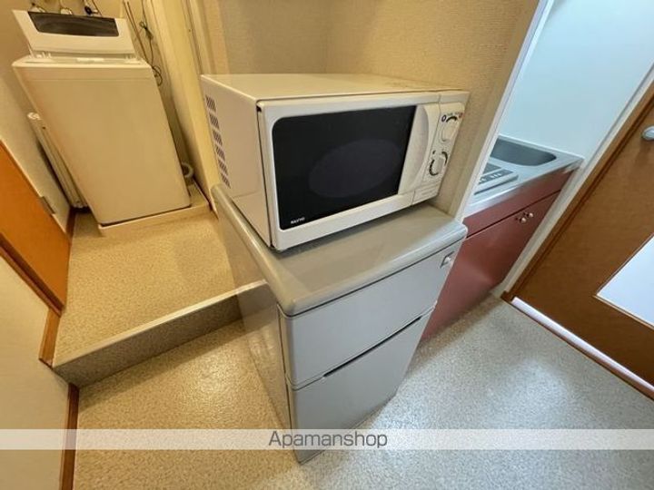 レオパレスエミール美原台B館206の内装