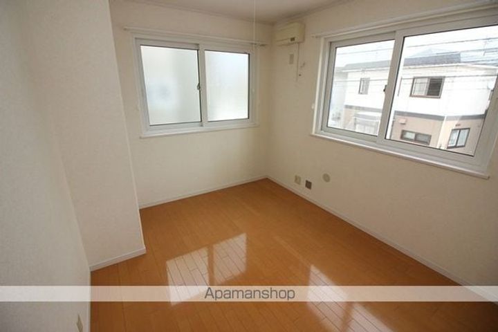 グランシャリヨ・E205のその他画像