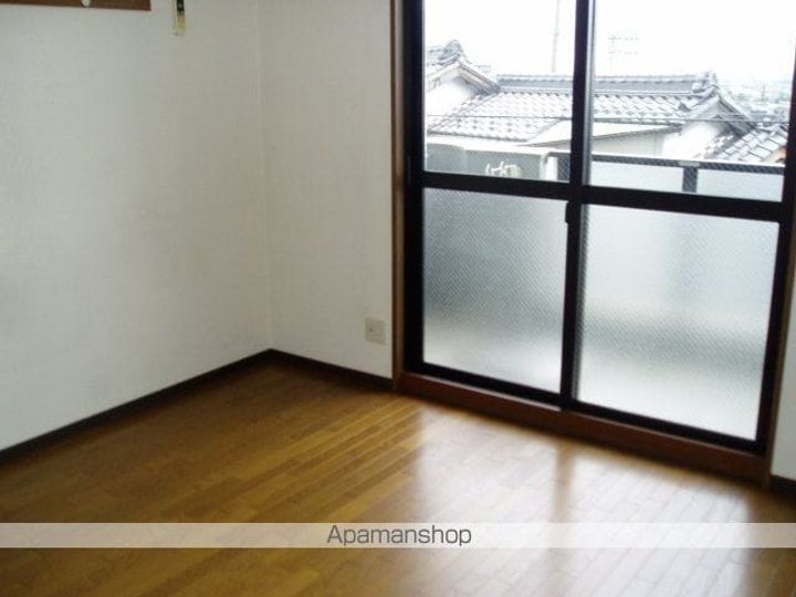 マンション白崎の居間