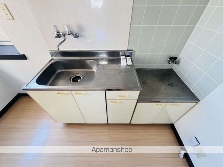 サンハウスⅡ201のキッチン