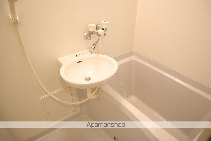 MAISON CELESTEの風呂