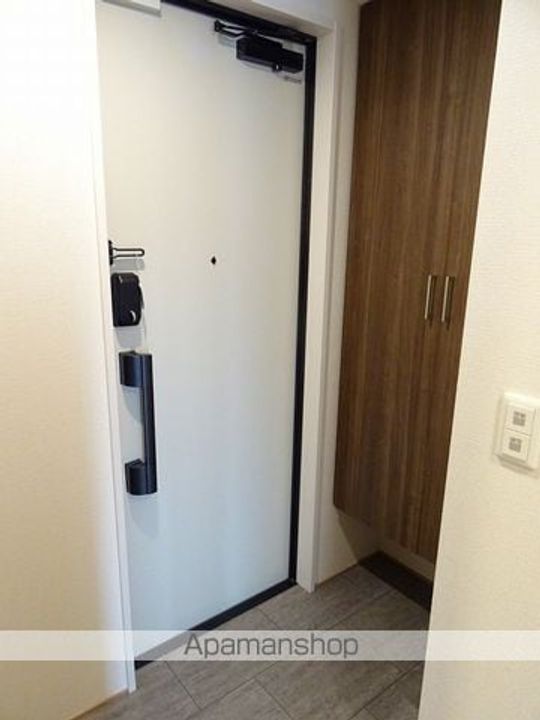 DーROOM遠見塚Ⅰの玄関