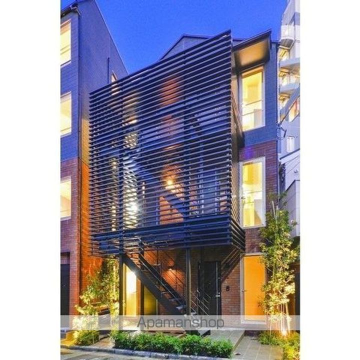 グランレジデンス駒沢大学Sの外観