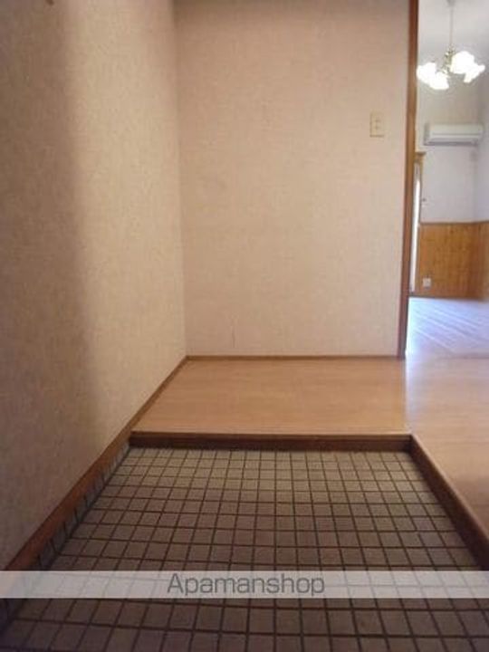 コートビレッジ桜ヶ丘PARTⅡの玄関